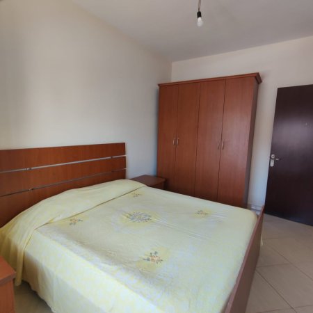 Tirane, jepet me qera apartament 2+1+Ballkon Kati 6, 85 m² 500 € (MINE PEZA)