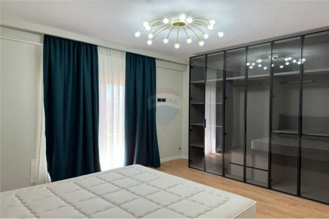 Tirane, jepet me qera apartament 2+1 Kati 2, 128 m² 1.000 € (Farke)