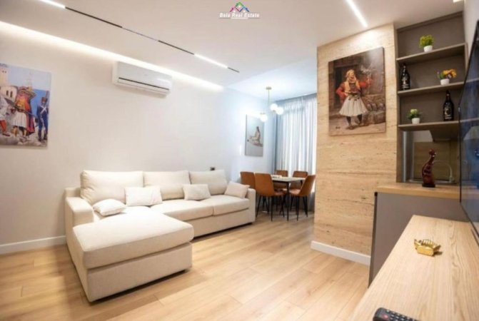 Tirane, jepet me qera garsonier 2+1 Kati 2, 60 m² 600 € (komuna e parisit)