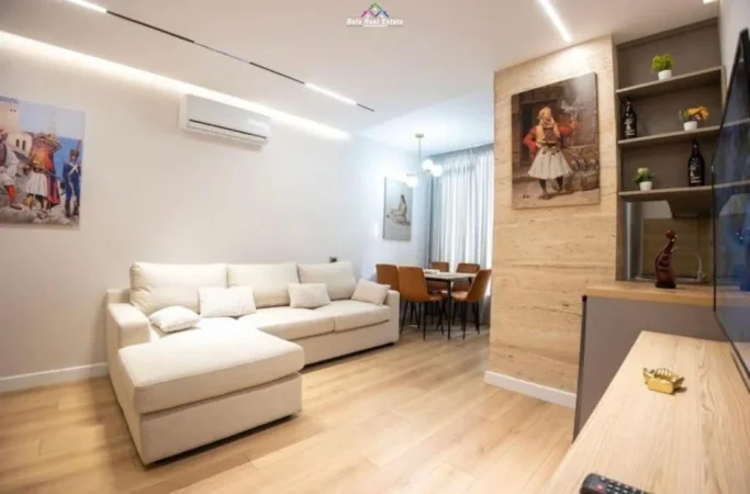 Tirane, jepet me qera garsonier 2+1 Kati 2, 60 m² 600 € (komuna e parisit)