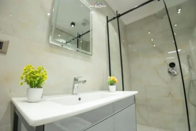 Tirane, jepet me qera garsonier 2+1 Kati 2, 60 m² 600 € (komuna e parisit)