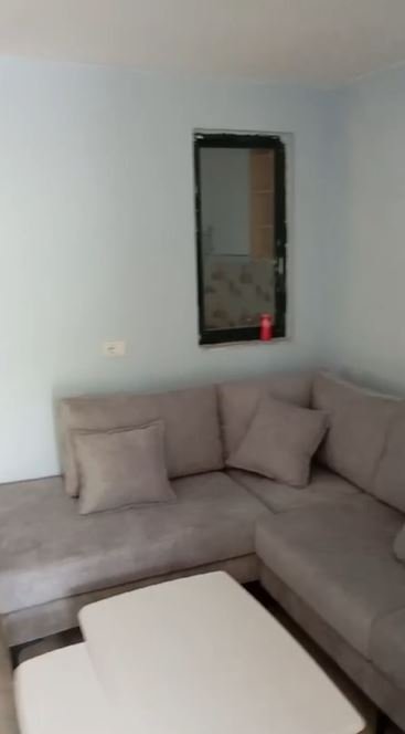 Tirane, jepet me qera apartament 2+1 Kati 1, 500 m² 500 € (Prane Fiori di Bosco)