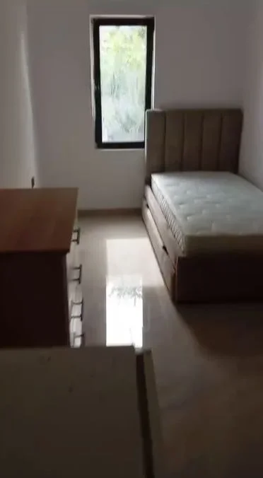 Tirane, jepet me qera apartament 2+1 Kati 1, 500 m² 500 € (Prane Fiori di Bosco)