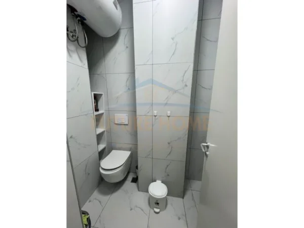 Tirane, shitet garsonier 1+1 Kati 10, 30 m² 78.000 € (21 DHJETORI)