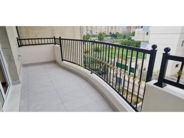 jepet me qera garsonier 1+1 Kati 2, 220 €