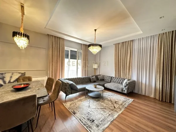 Tirane, jepet me qera apartament 2+1 Kati 4, 106 m² 1.500 € (teg)