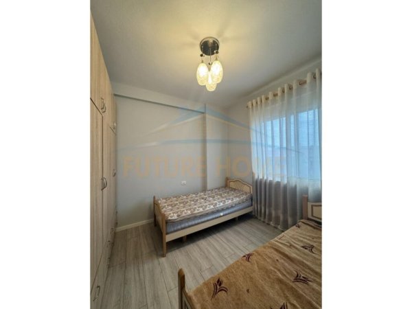 Tirane, jepet me qera 2+1 Kati 8, 85 m² 470 € (Unaza e Re)