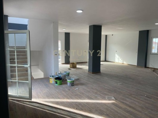 Tirane, shitet shtepi 3 Katshe Kati 3, 400 m² 480.000 € (Kombinat)