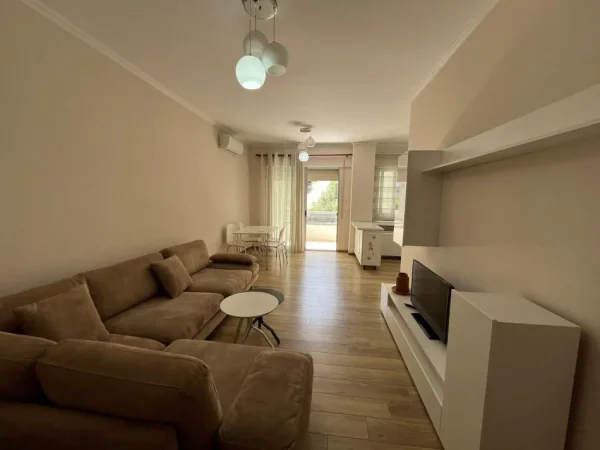 Tirane, shitet apartament 2+1 Kati 3, 120 m² 187.000 € (Liqeni i Thate)