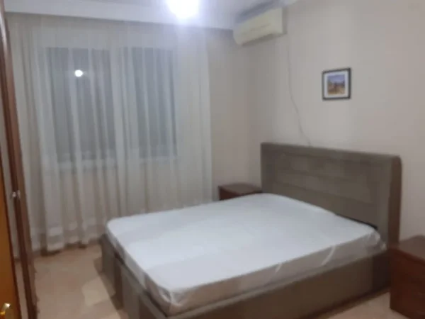Tirane, jepet me qera apartament 1+1 Kati 2, 70 m² 698 € (Blloku)