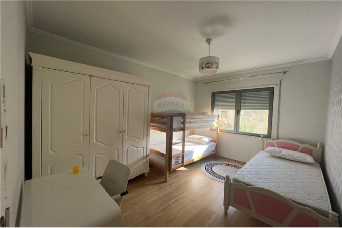 Tirane, jepet me qera apartament 2+1 Kati 2, 100 m² 600 € (Rruga e Dibres, Shkolla e Bashkuar)