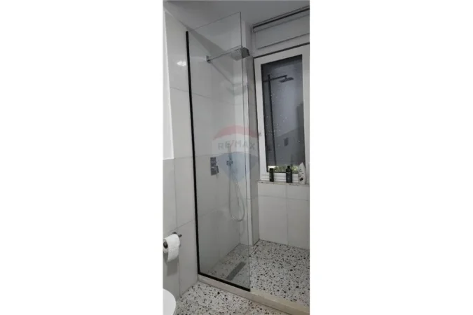 Tirane, jepet me qera apartament 2+1 Kati 1, 99 m² 550 € (Rruga Fuat Toptani)