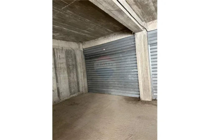 Tirane, jepet me qera apartament 2+1 Kati 1, 90 m² 450 € (muhamed Deliu - Fresku)