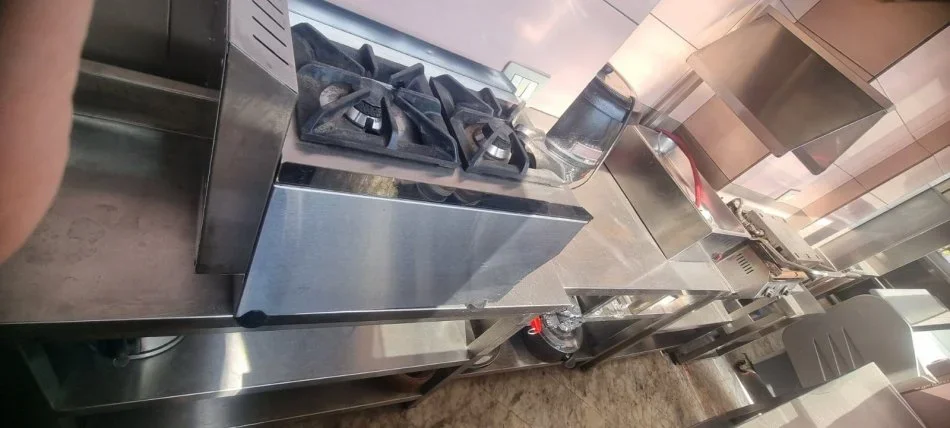 Tirane, Shiten pajisje restoranti