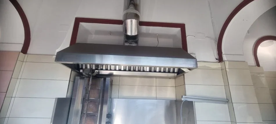 Tirane, Shiten pajisje restoranti