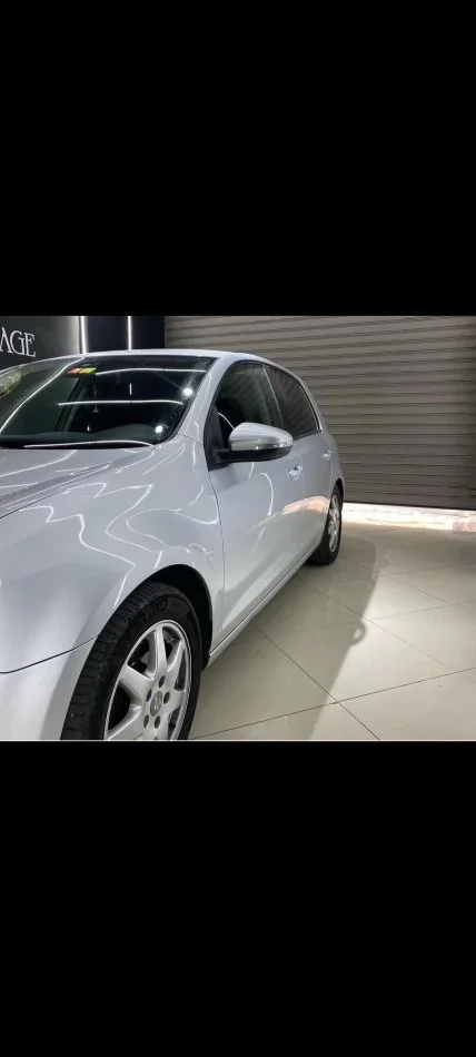 Tirane, shes makine Volkswagen golf 6 Benzin, gri metalizato manuale Klima 191 km 6 €