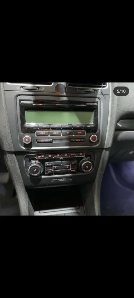 Tirane, shes makine Volkswagen golf 6 Benzin, gri metalizato manuale Klima 191 km 6 €