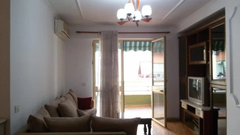 Tirane, jepet me qera apartament 2+1 Kati 4, 79 m² 550 € (Myslym Shyri)