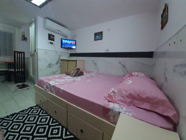 Tirane, jepet me qera apartament 1+1 Kati 1, 60 m² 310 € (5 MAJ)