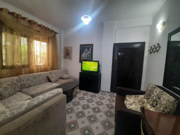 Tirane, jepet me qera apartament 1+1 Kati 1, 67 m² 67 € (5 Maji)