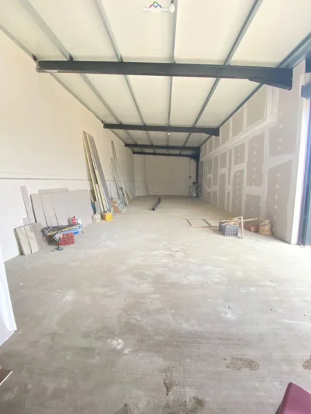 Shqiperi, jepet me qera magazine Kati 0, 140 m² 700 € (sauk)