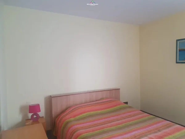 Tirane, jepet me qera apartament 2+1 Kati 5, 90 m² 600 € (bllok)