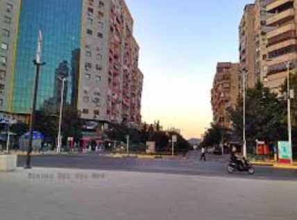 Tirane, jepet me qera apartament 1+1 Kati 2, 60 m² 651 € (Stacioni i trenit)