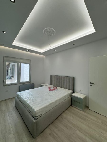 Tirane, jepet me qera apartament 2+1 Kati 4, 80 m² 500 € (Sauk)