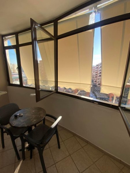 Tirane, jepet me qera apartament 1+1+Ballkon Kati 6, 67 m² 600 € (RRUGA E KAVAJES)