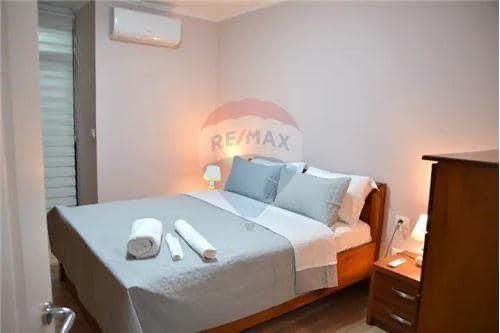 Tirane, jepet me qera apartament 1+1+Ballkon Kati 6, 67 m² 600 € (RRUGA E KAVAJES)