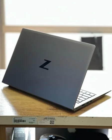 Tirane, shes Laptop HP ZBook Power G7( I9-10885H/ Quadro T1000 MQ 4GB)