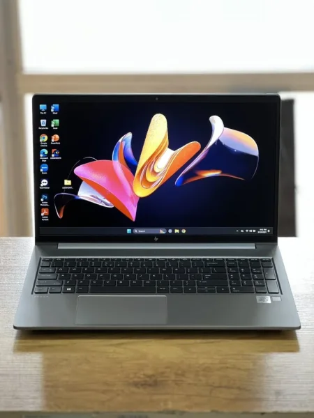 Tirane, shes Laptop HP ZBook Power G7( I9-10885H/ Quadro T1000 MQ 4GB)