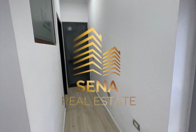 Tirane, shitet ambjent biznesi Kati 0, 32 m² 90.000 € (Rruga e Dibres)