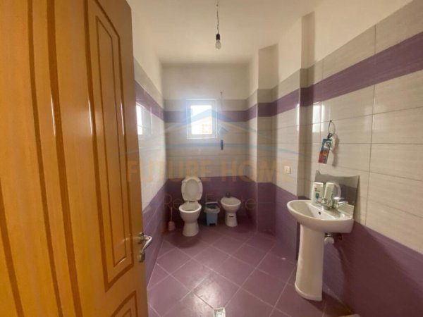 Durres, shitet apartament 3+1+Aneks+Ballkon Kati 8, 174 m² 185.000 € (Dalip Peza)