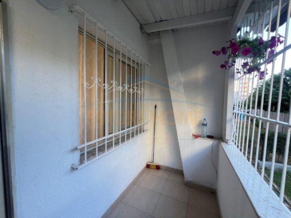 Durres Plazh, shitet apartament 1+1+Ballkon Kati 1, 57 m² 65.000 € (Pavaresia)