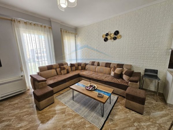 Durres, shitet apartament 1+1+Aneks Kati 4, 65 m² 105.000 € (Adria)