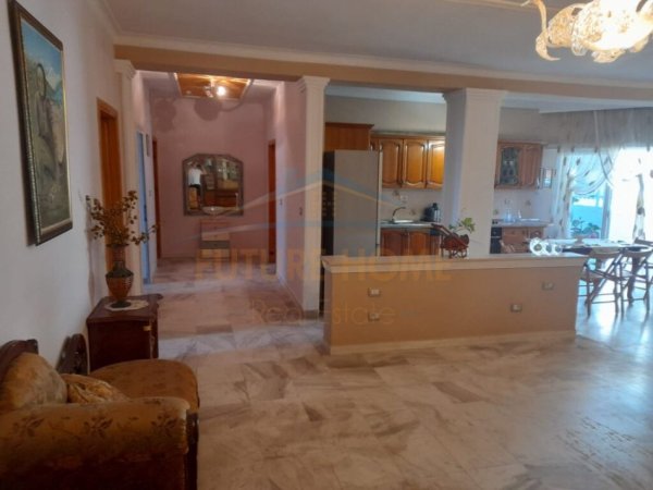 Durres, shitet apartament 3+1+Aneks+Ballkon Kati 3, 196 m² 140.000 € (Kryqi-Kuq , Durres)