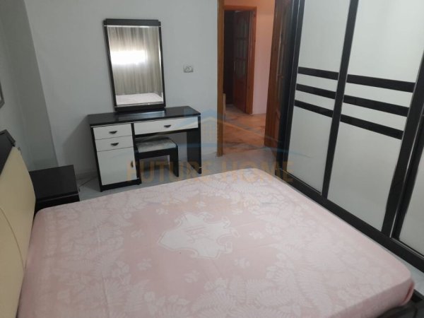 Durres, shitet apartament 3+1+Aneks+Ballkon Kati 3, 196 m² 140.000 € (Kryqi-Kuq , Durres)