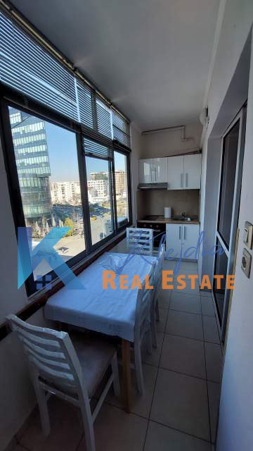 Tirane, jap me qera apartament 1+1+Ballkon Kati 5, 63 m² 450 € (1+1 per qira ne Zog te Zi)