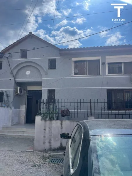 Tirane, shitet ambjent biznesi Kati 3, 910 m² (Afer Liqenit te Linzes)