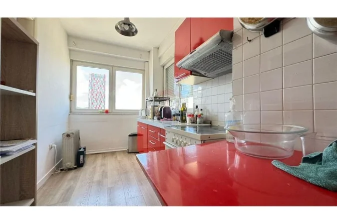 Tirane, jepet me qera apartament 2+1 Kati 8, 75 m² 600 € (Apartament 2+1 per qira tek Air Albania Stadium!)