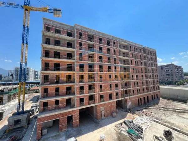 Tirane, shitet 2+1+Ballkon Kati 3, 95 m² 109.000 € (Casa Italia)