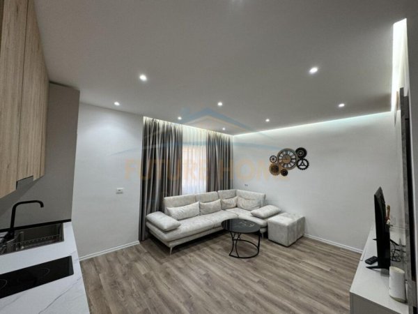 Tirane,Jepet me Qera apartament 2+1 Kati 2, 70 m² (Rruga Bogdaneve)