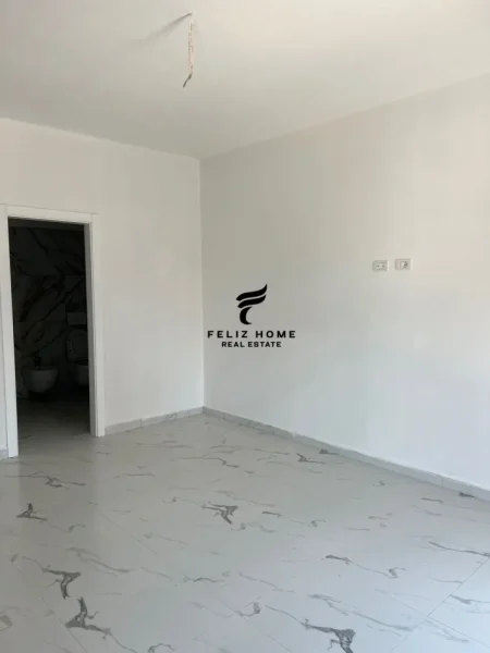 Tirane, shitet apartament 2+1 Kati 2, 122 m² 170.000 € (KINOSTUDIO)