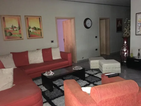 Tirane, shitet apartament 2+1 Kati 5, 1 m² 134.000 € (Fresk)
