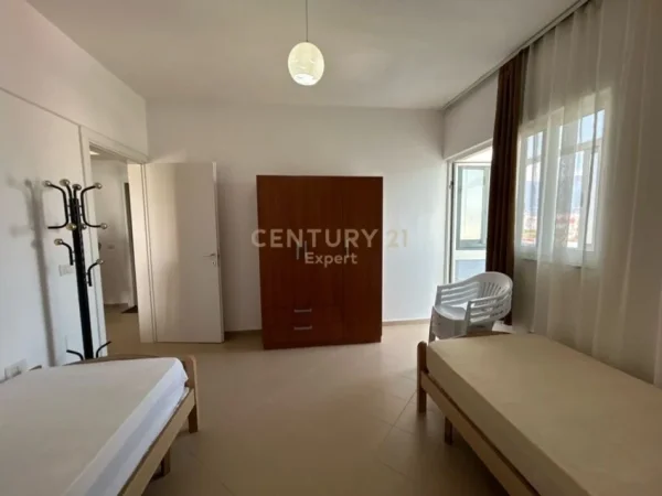 Tirane, jepet me qera apartament 2+1 Kati 10, 85 m² 480 € (don bosko)