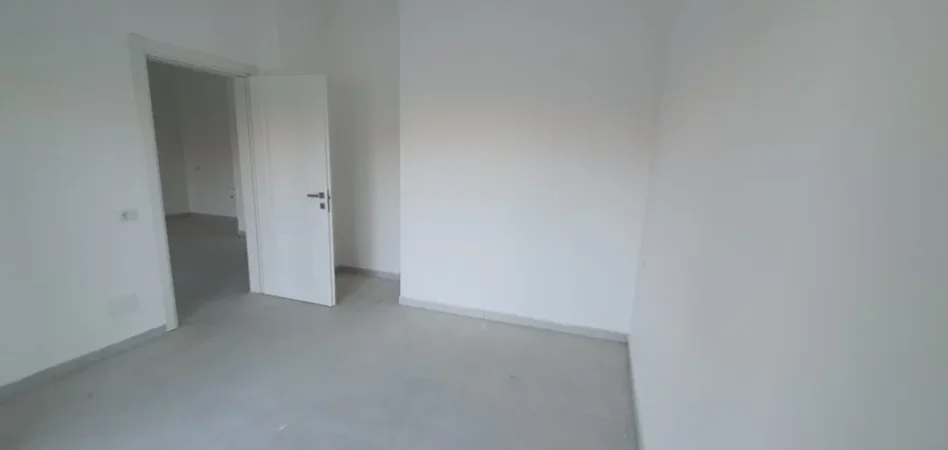 Durres, shitet apartament 1+1 Kati 1, 65 m² 78.000 € (Golem)