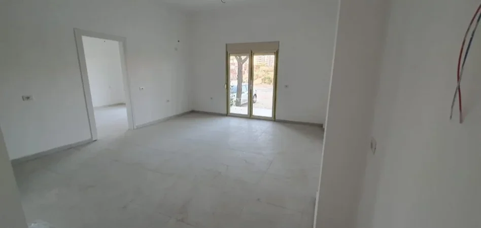 Durres, shitet apartament 1+1 Kati 1, 65 m² 78.000 € (Golem)