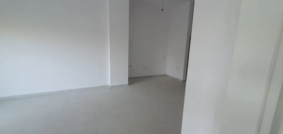 Golem, shitet apartament 1+1 Kati 1, 66 m² 79.200 € (Gplem)