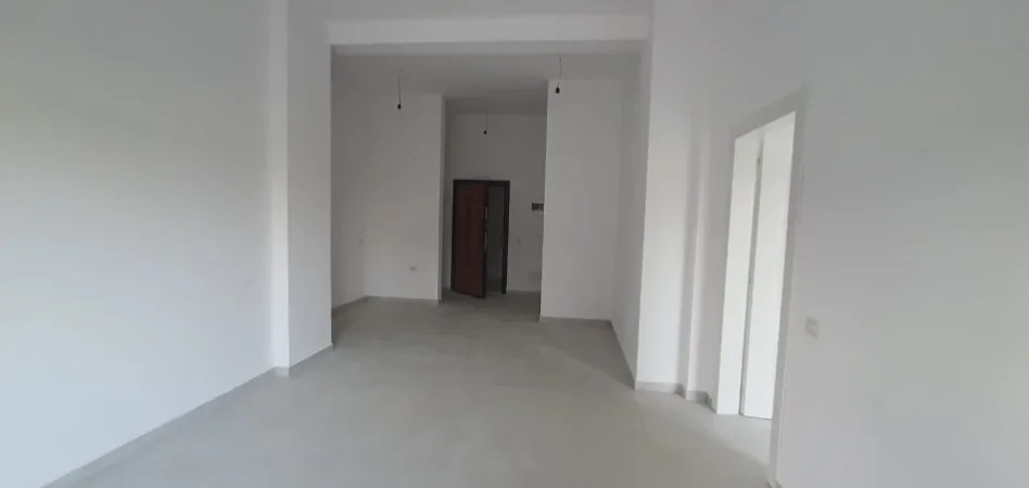 Golem, shitet apartament 1+1 Kati 1, 70 m² (Golem)